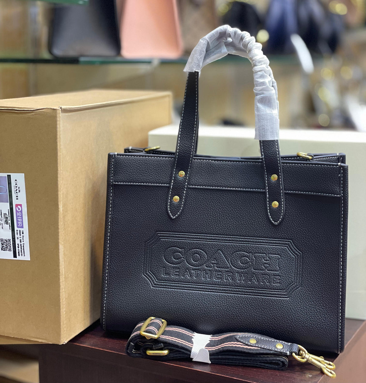 C-O-A-C-H Field Tote 30 In Colorblock With Coach Badge – Premium Quality Women Bag | Double Box Packaging (Black)