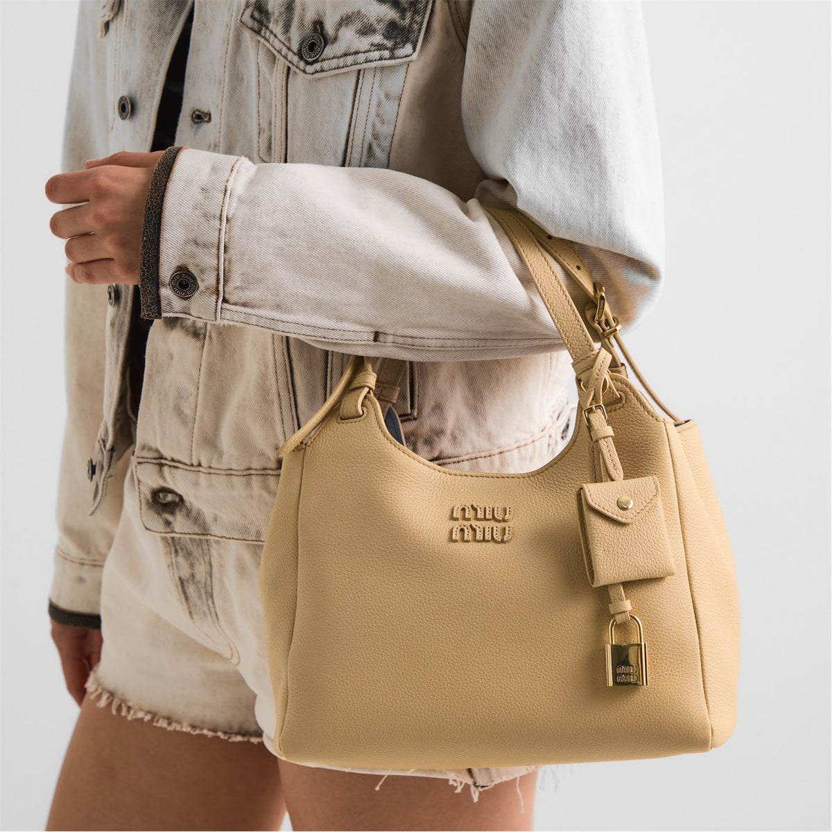 M-I-U M-I-U Leather Bag – Calfskin Travertine/Periwinkle | Gold-Tone Hardware (Beige-Off White)