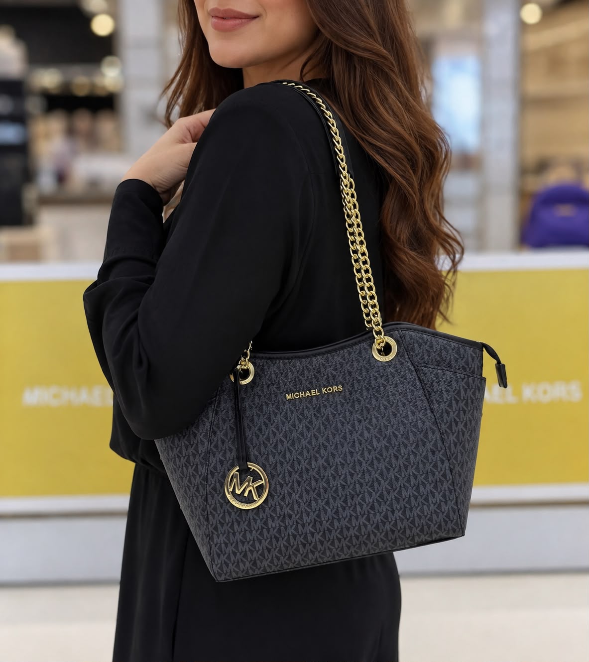 M-I-C-H-A-E-L K-O-R-S Jet Set Large Signature Logo Shoulder Bag – Black | Premium Quality Women Bag (Black)