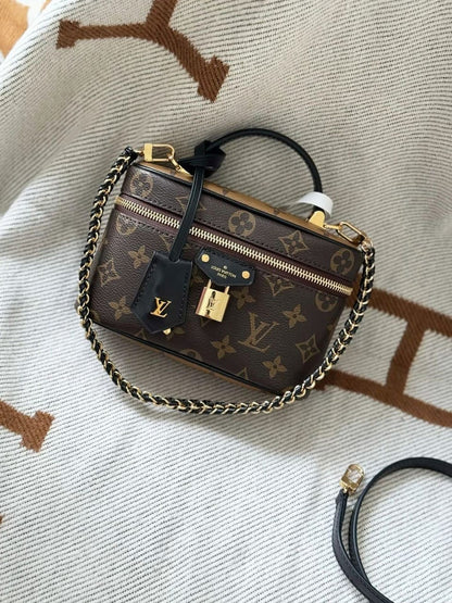 L-O-U-I-S V-U-I-T-T-O-N Reverse Monogram Vanity Chain Pouch – Premium Quality Women Bag | Brand Box & Dust Bag (Beige Brown)