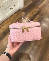 B-O-T-T-E-G-A V-E-N-E-T-A Bang Bang Intrecciato Leather Vanity Case – Luxury Women Bag (Pink)