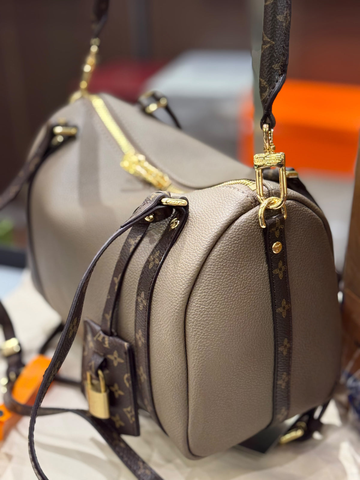 L-O-U-I-S V-U-I-T-T-O-N Express PM – Smoke Gray Premium Quality Women Bag