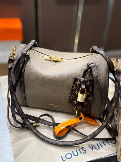 L-O-U-I-S V-U-I-T-T-O-N Express PM – Smoke Gray Premium Quality Women Bag