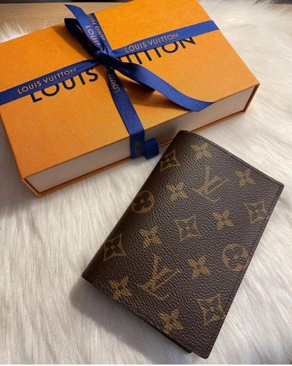L-O-U-I-S V-U-I-T-T-O-N Passport Cover – Premium Quality Leather (Brown)