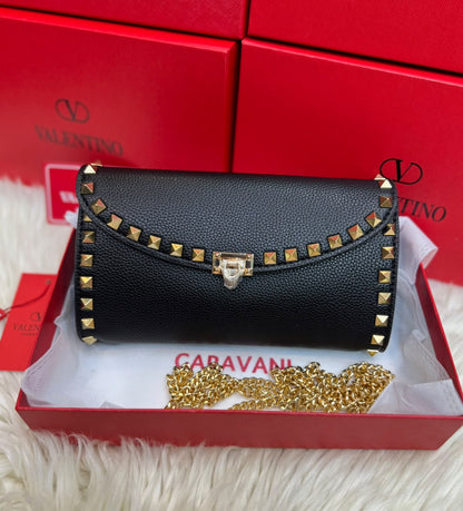 V-A-L-E-N-T-I-N-O Rockstud Wallet – Grained Leather (Black)