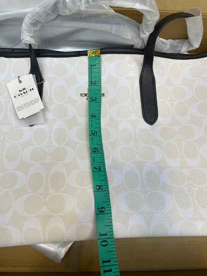 C-O-A-C-H CITY TOTE BAG IN SIGNATURE CANVAS – Women Bag (White/Black)