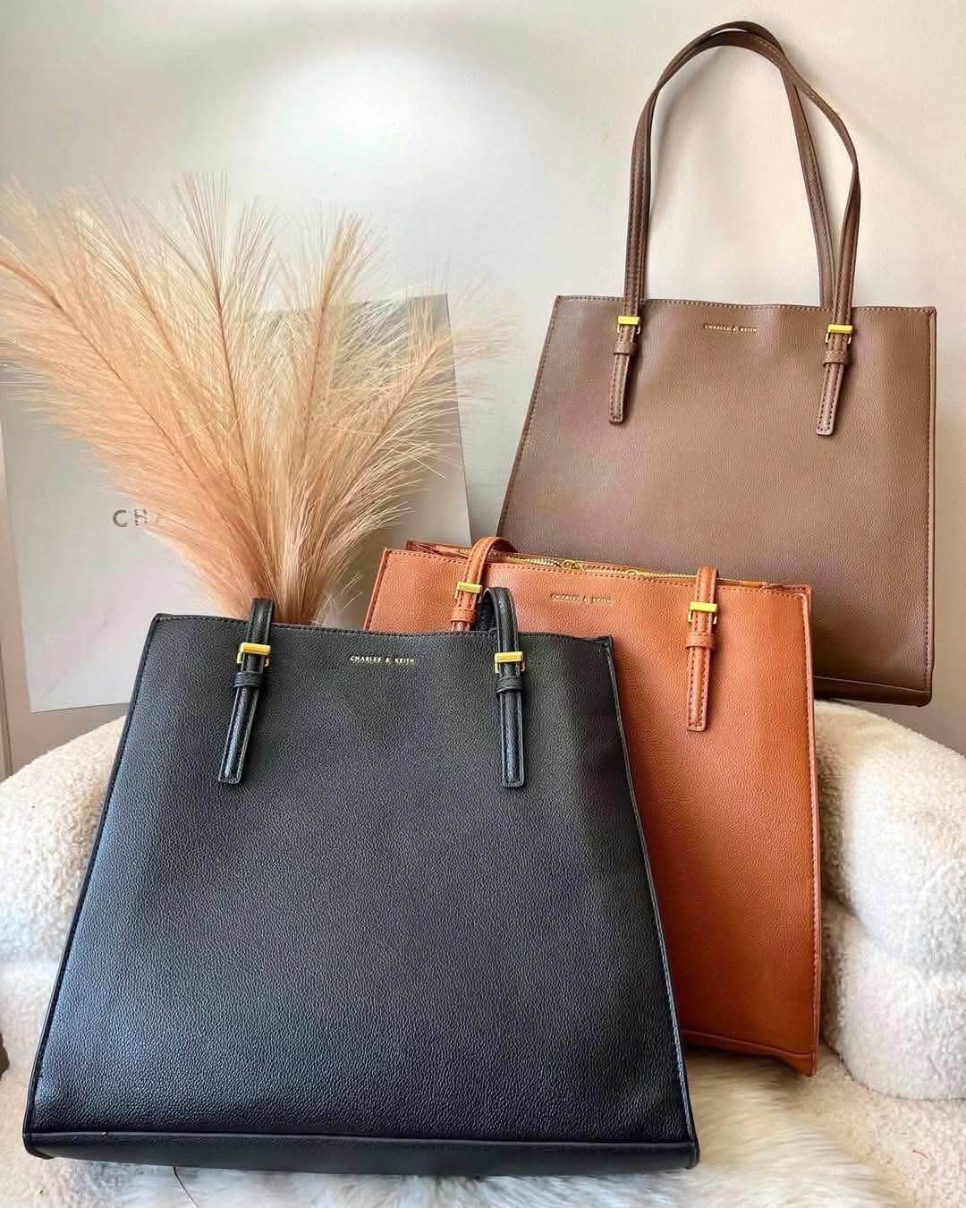 C-H-A-R-L-E-S & K-E-I-T-H Sansa Tote Bag – Premium Quality Women Bag (Brown)