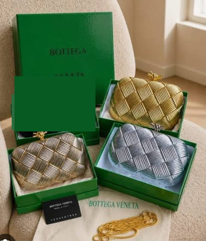 B-O-T-T-E-G-A V-E-N-E-T-A Intreccio Knotted Clutch – Luxury Evening Women Bag (Golden & Silver)