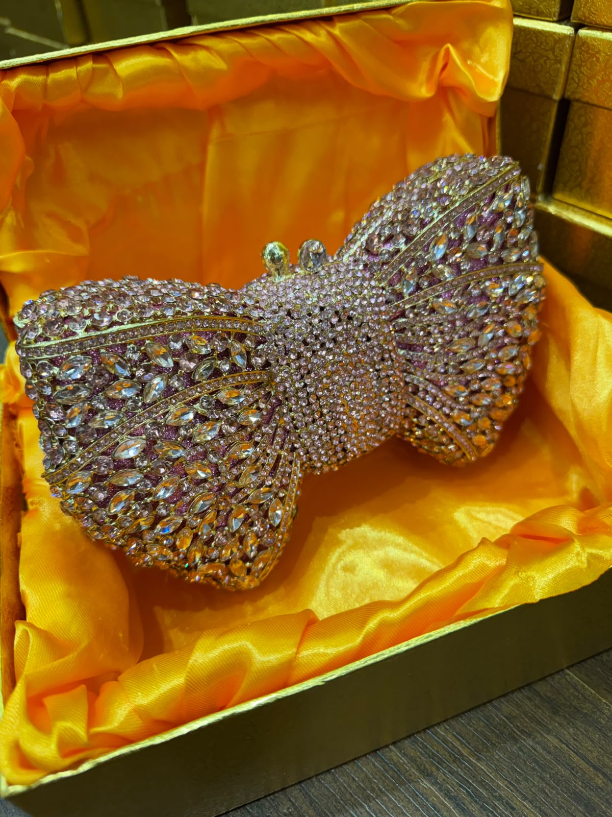 Sparkling Bow-Knot Rhinestone Clutch Bag – Luxury Women’s Crystal Evening Purse (Design C)