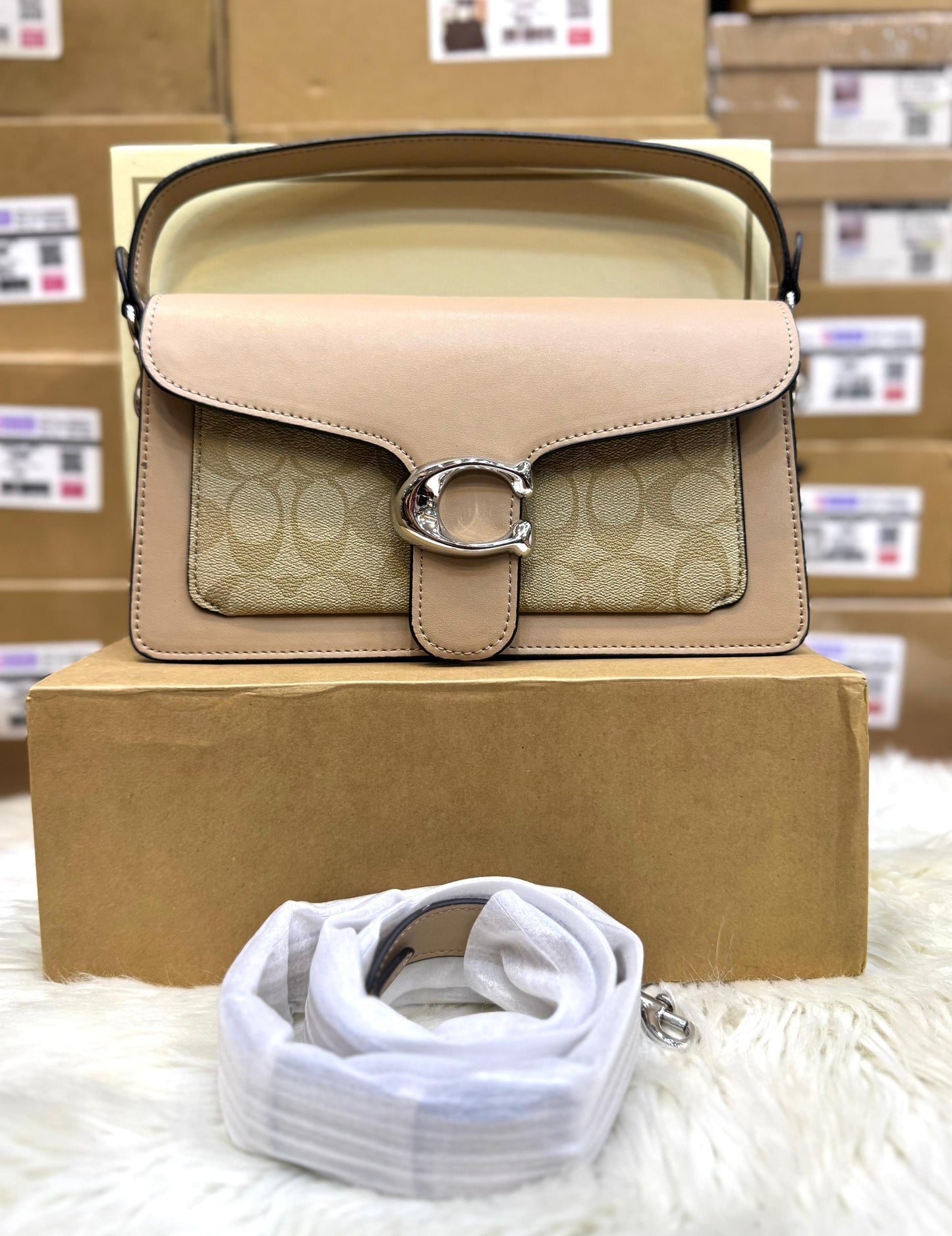 C-O-A-C-H Tabby Shoulder Bag 26 – Blocked Signature Canvas Women Shoulder Bag (Beige)