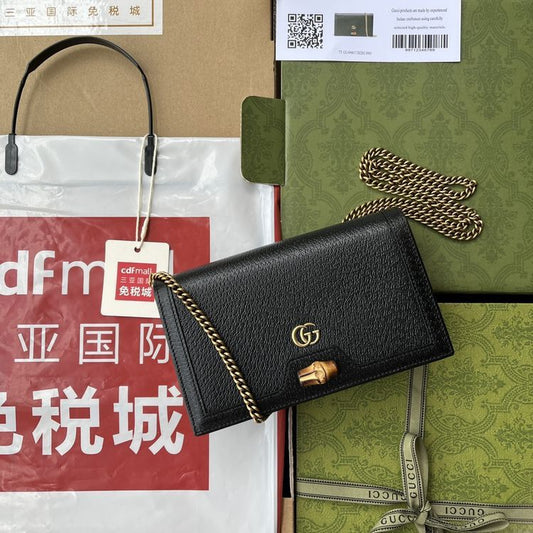GUCCI DIANA MINI – Women Bag | Bamboo Closure & Leather Chain Shoulder Bag (Black)