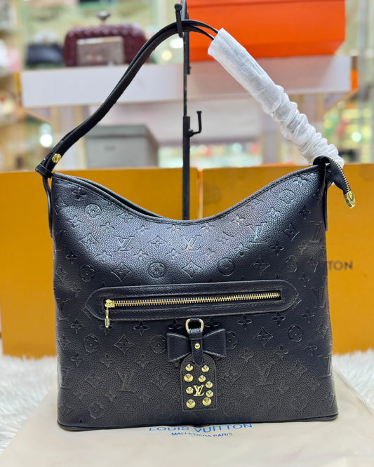 L-O-U-I-S V-U-I-T-T-O-N Lineup MM – Premium Women Bag (Black)