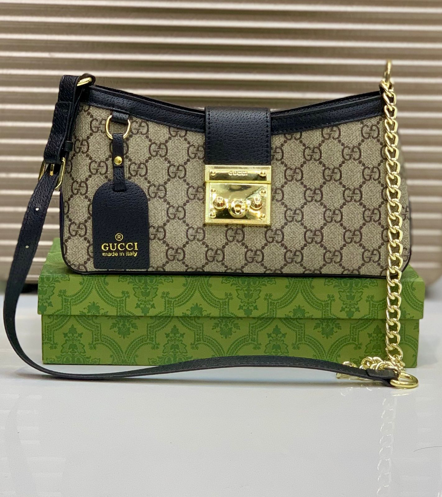 GUCCI PADLOCK – Women Shoulder Bag (New Design) (Black)