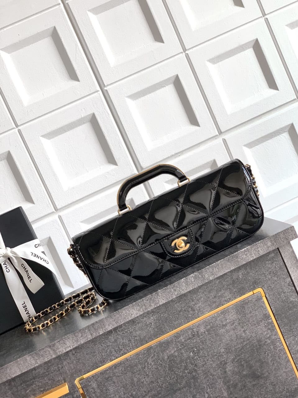 C-H-A-N-E-L 2025 Large Patent Top Handle Bag – Fall/Winter Collection | Premium Quality Women Bag (Black)