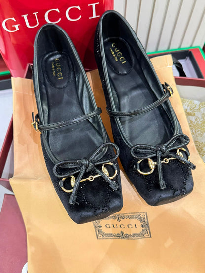 G-U-C-C-I Women's Horsebit Velvet Ballet Pumps – Sequined GG Monogram | Mary Jane Flats | Luxury Women Footwear (Black)
