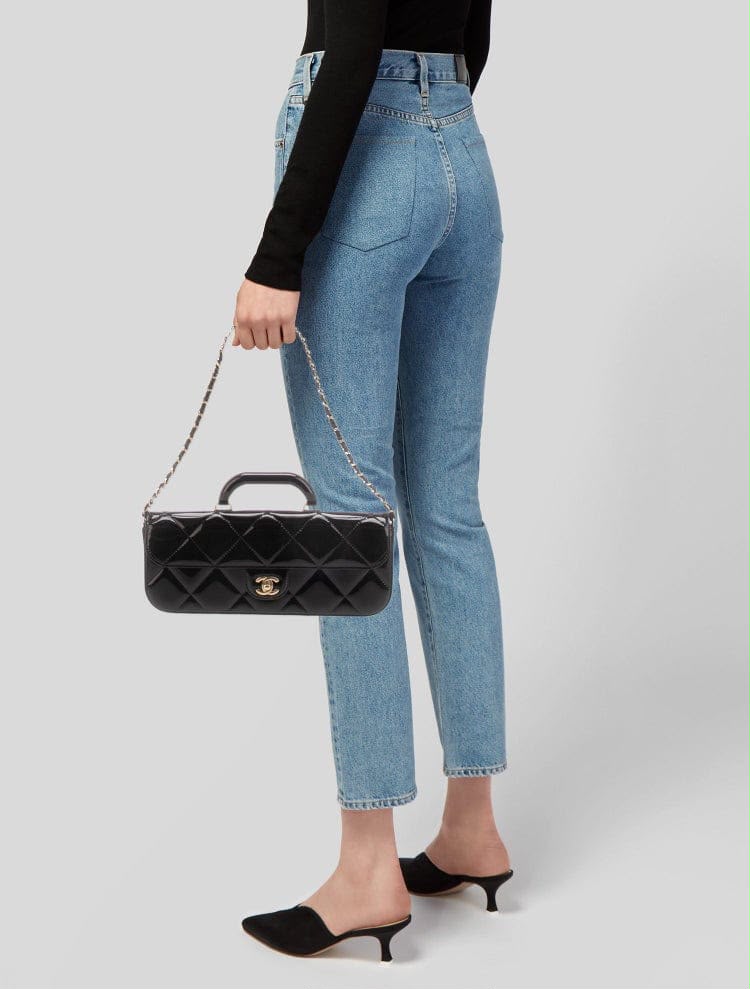C-H-A-N-E-L 2025 Large Patent Top Handle Bag – Fall/Winter Collection | Premium Quality Women Bag (Black)
