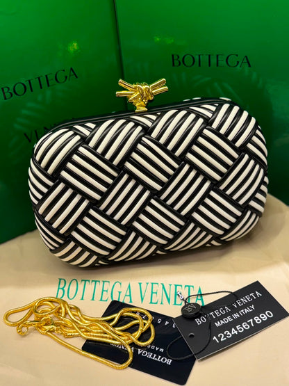 B-O-T-T-E-G-A V-E-N-E-T-A Intreccio Knotted Clutch – Luxury Evening Women Bag (Black & White)
