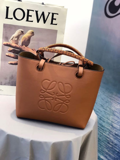 L-O-E-W-E TOTE MASTER SERIES LEATHER – Women Bag (Brown)