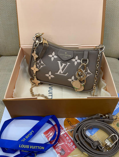 L-O-U-I-S V-U-I-T-T-O-N Multi Pochette Accessories – High Quality Crossbody Women Bag (Brown)