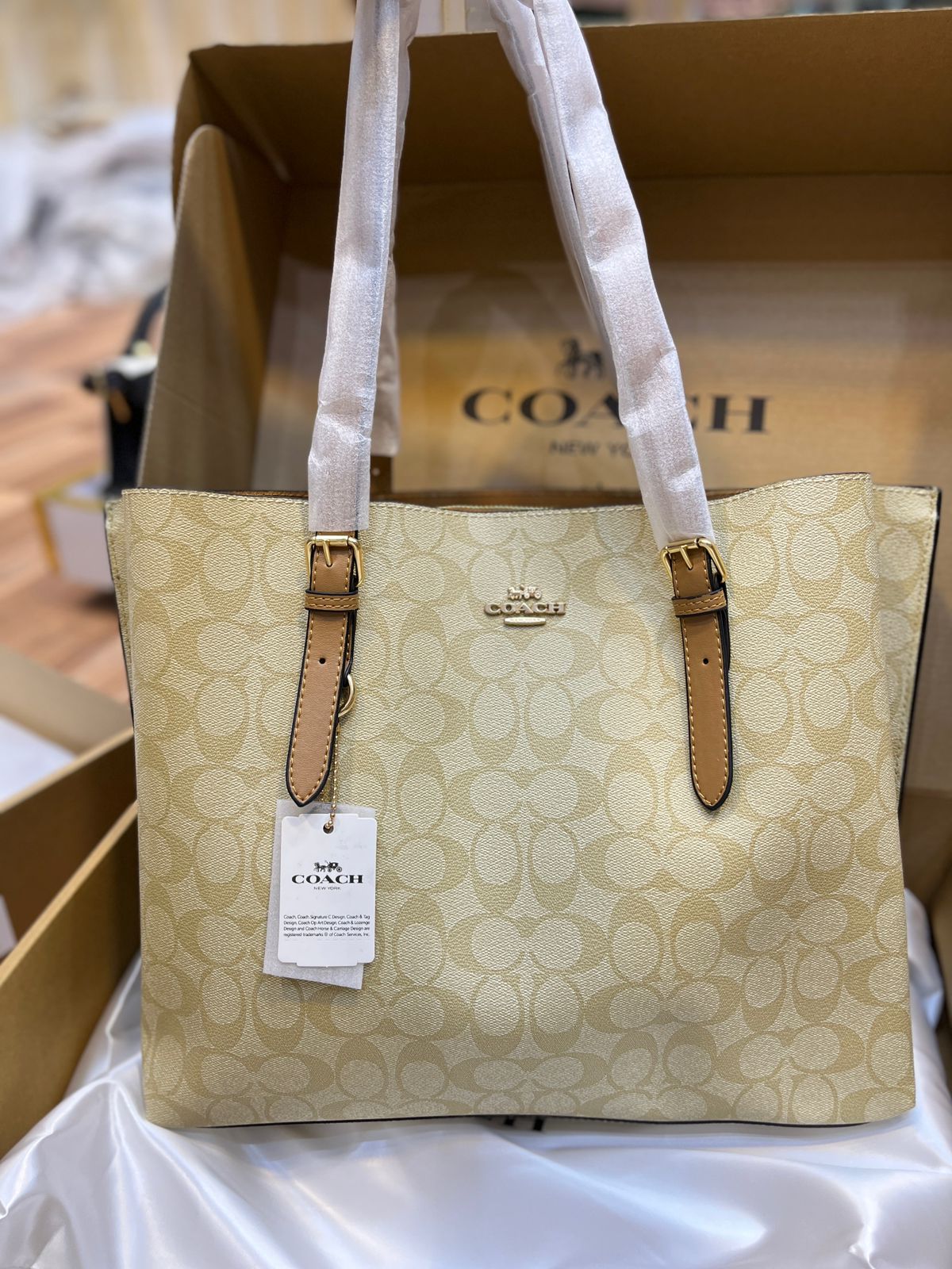 C-O-A-C-H MOLLIE TOTE BAG 34 (CV967) – Women Bag (Cream)
