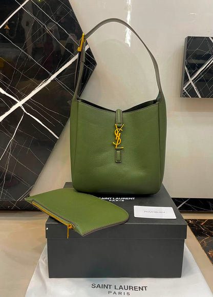 Y-S-L Saint Laurent Paris Le 5 à 7 Supple Small Hobo Bag – Grained Leather | Master Quality | Royal Green