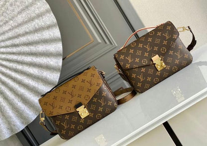 LOUIS VUITTON – Luxury Leather Women Bag (Beige Brown)