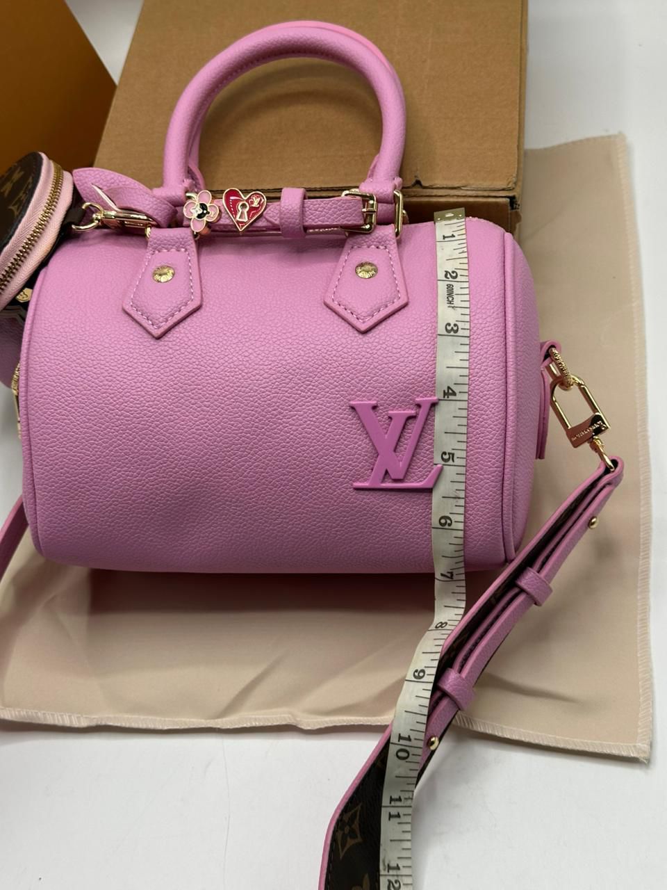 Louis Vuitton SPEEDY 18 – LV&I Olympic Edition (Black)