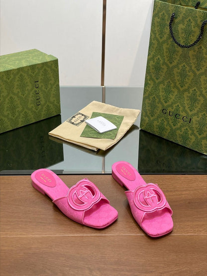 G-U-C-C-I Interlocking G Canvas Slides – Premium Women Footwear (Pink)