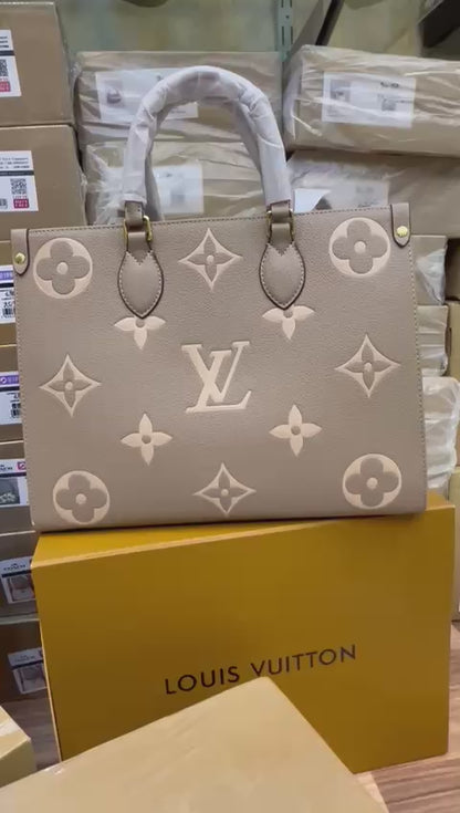 LOUIS VUITTON – ONTHEGO MM TOTE BAG (Beige)