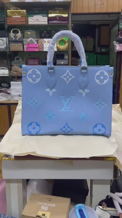 LOUIS VUITTON OnTheGo MM – Women Bag (Monogram Canvas)