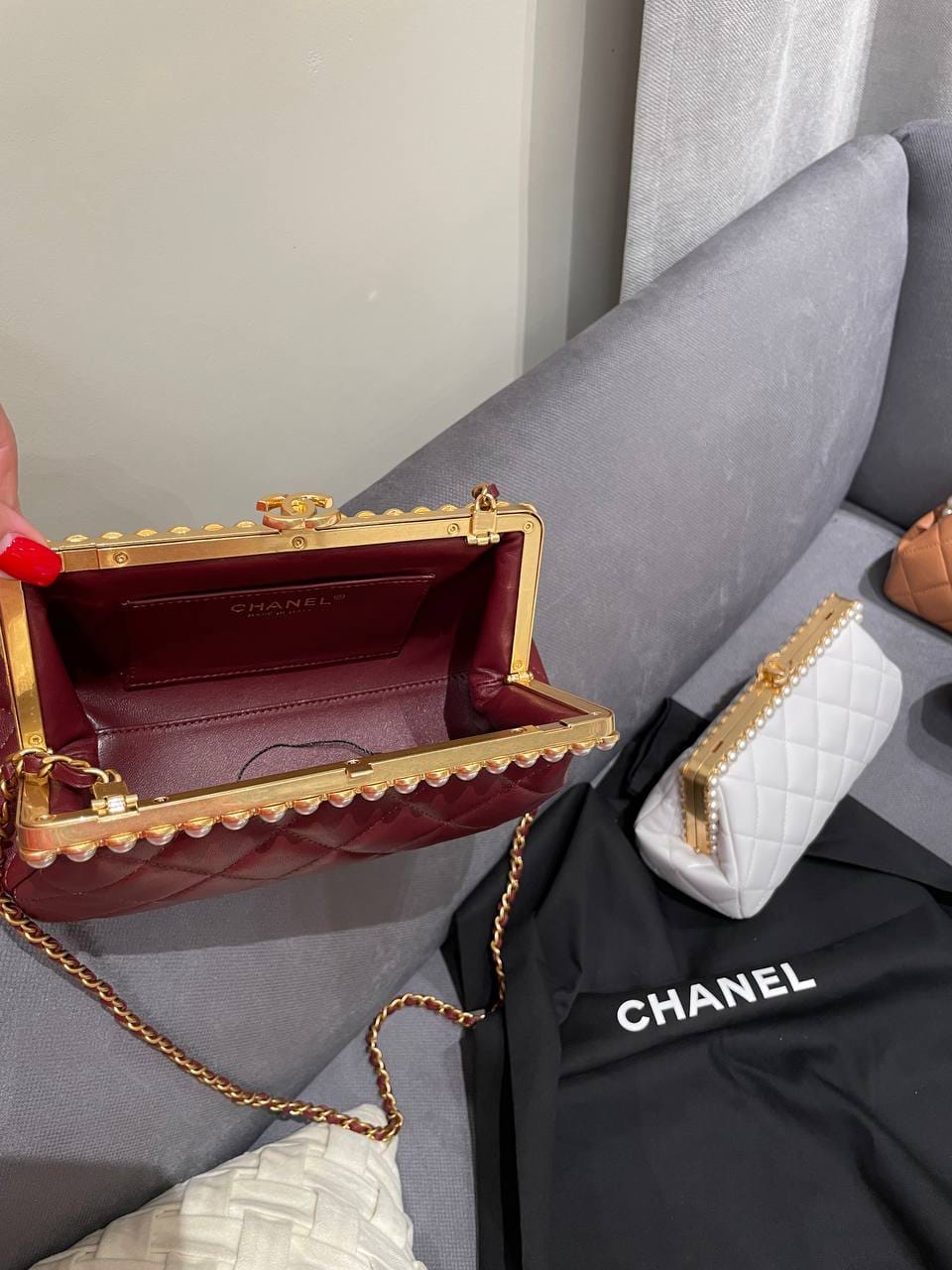 C-H-A-N-E-L Clutch in Pearly Lambskin – Quilted Luxury Women Bag (Maroon)