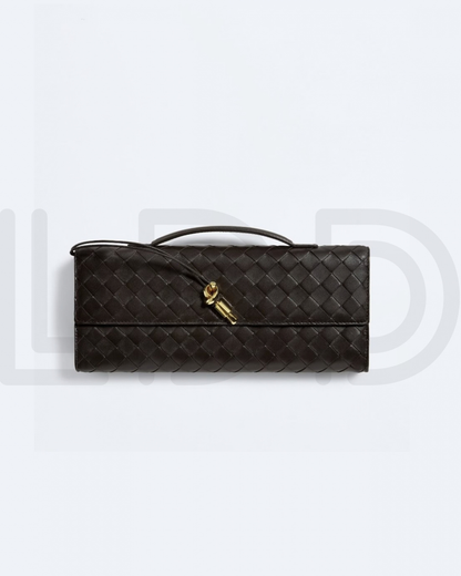 B-O-T-T-E-G-A V-E-N-E-T-A Andiamo Bag – 31cm Clutch Bag | Black
