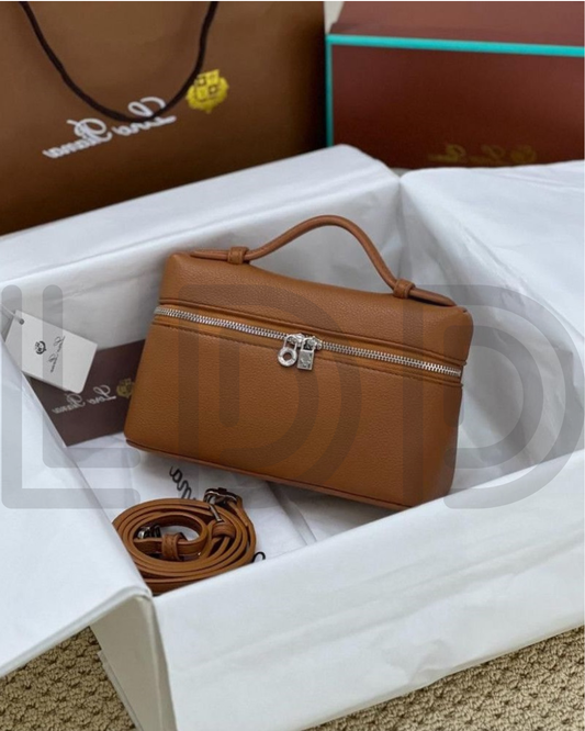 L-O-R-O P-I-A-N-A Extra Pocket L19 – Everyday Luxe Crossbody Women Bag (Brown)