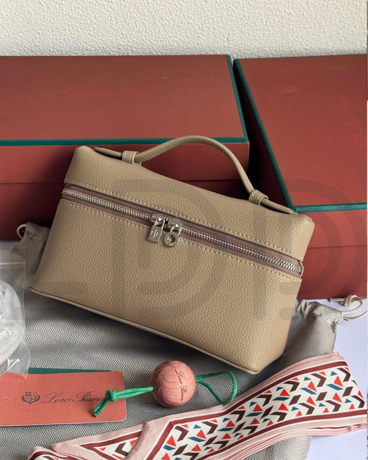 L-O-R-O P-I-A-N-A Extra Pocket L19 – Everyday Luxe Crossbody Women Bag (Beige)
