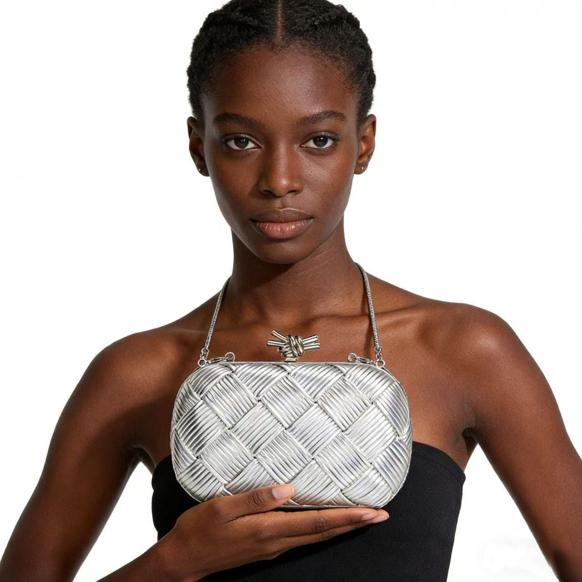 B-O-T-T-E-G-A V-E-N-E-T-A Intreccio Knotted Clutch – Luxury Evening Women Bag (Silver)