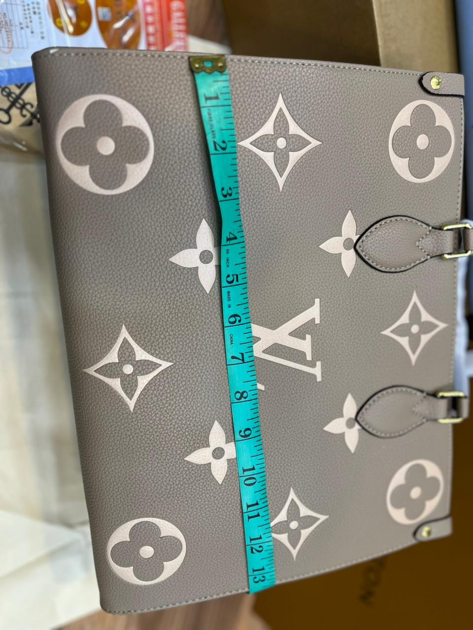 LOUIS VUITTON – ONTHEGO MM TOTE BAG (Sky Blue)