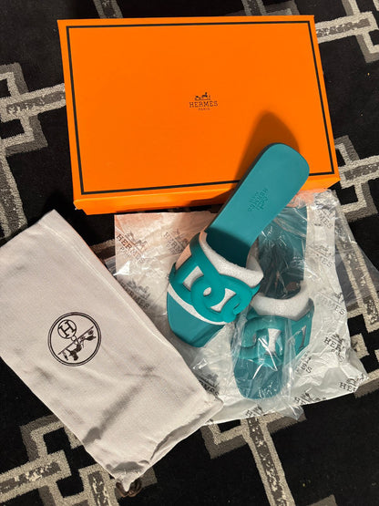 HERMÈS Aloha Slides – Premium Women Footwear (Teal / Sea Green)