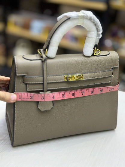HERMÈS – Women Bag 🇫🇷 (Khakhi)