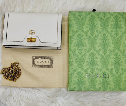 GUCCI DIANA MINI – Women Bag | Bamboo Closure & Leather Chain Shoulder Bag (White)