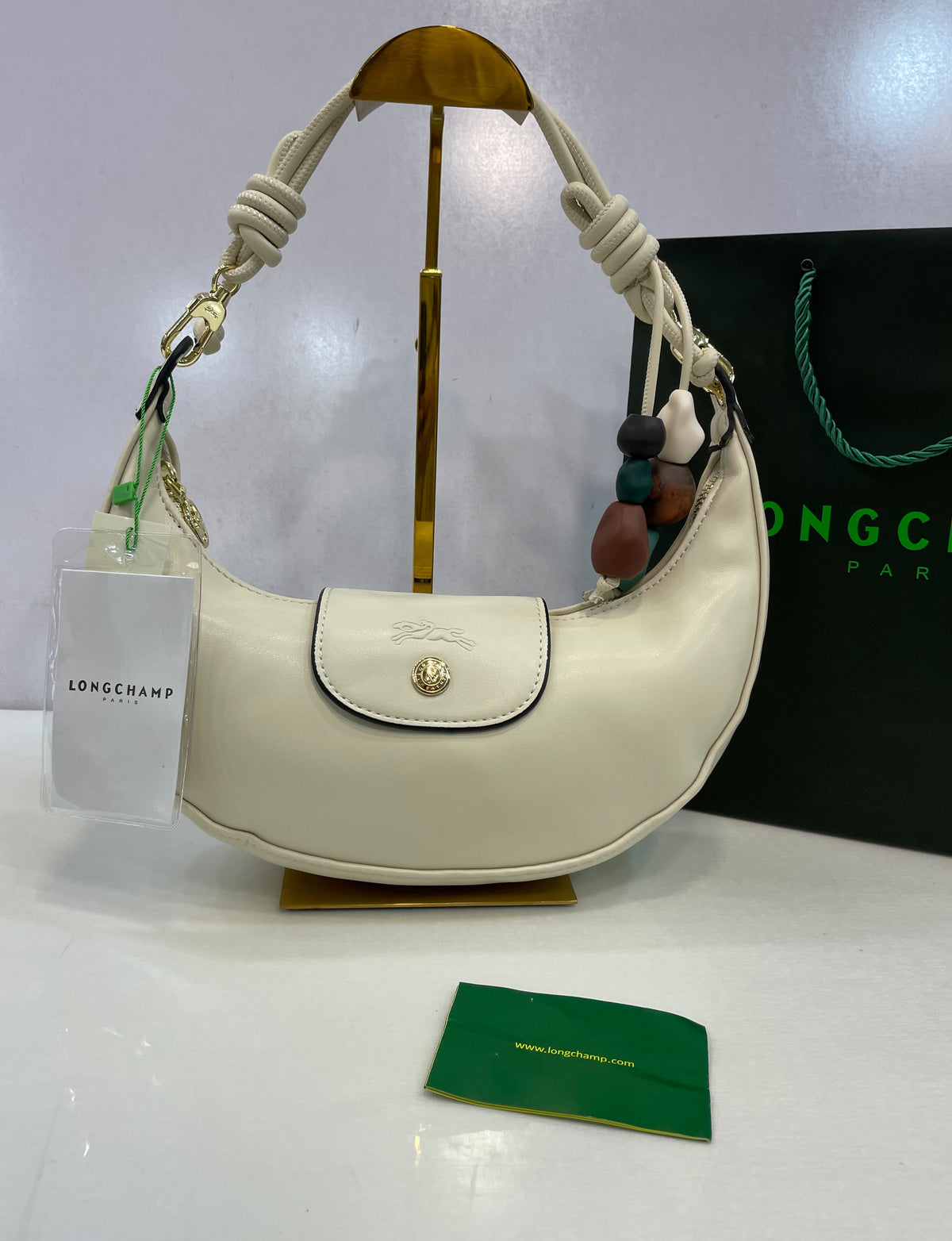 L-O-N-G-C-H-A-M-P Le Pliage Xtra Shoulder Bag M – Master Quality Women Bag (White)