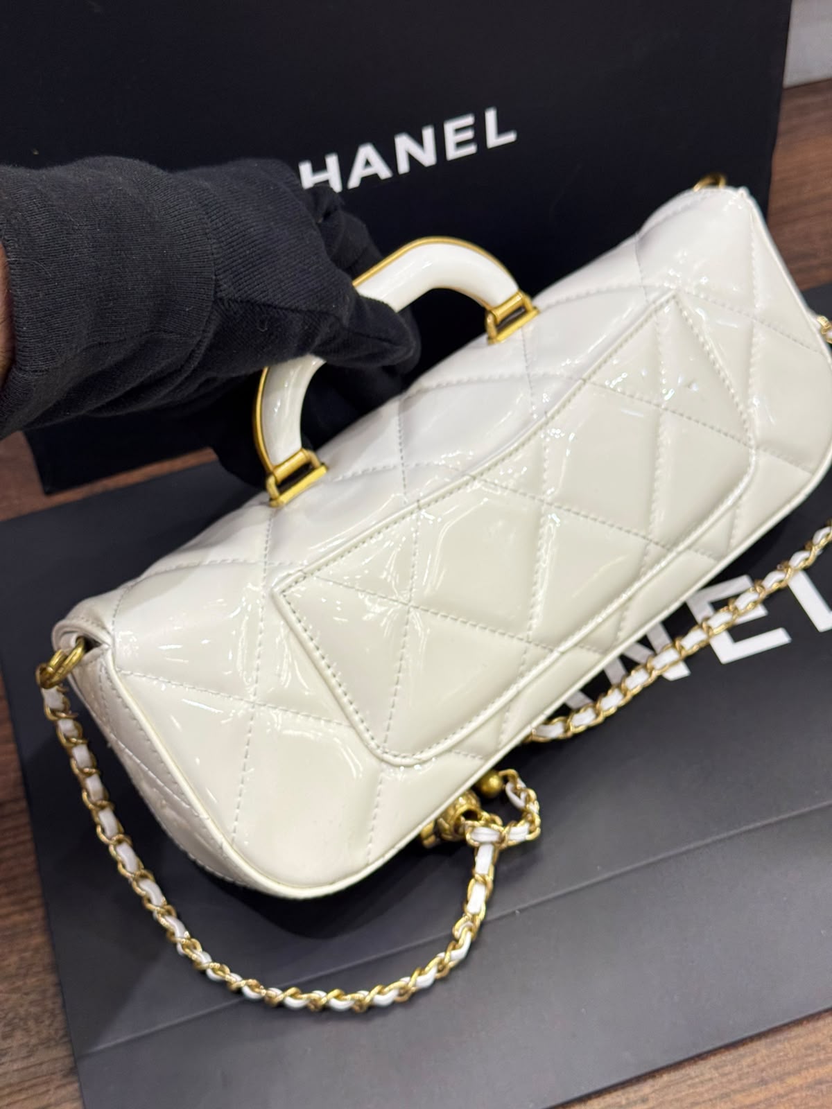 C-H-A-N-E-L 2025 Large Patent Top Handle Bag – Fall/Winter Collection | Premium Quality Women Bag (White)